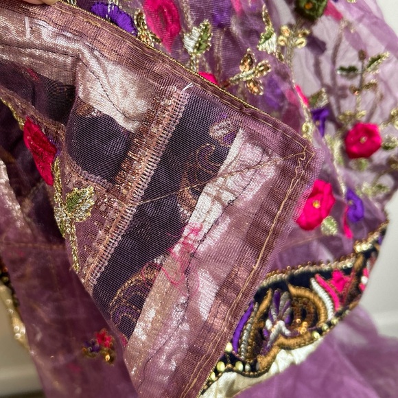 NWT Saree Swarg Embroidered Embellished Purple Net Saree with Gold Lame Trim - Picture 5 of 15